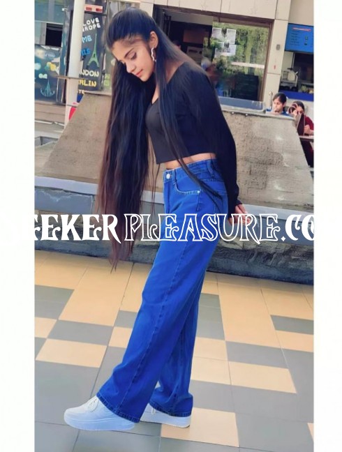 9358927439 Experience the Ultimate Luxury with Surat Premier Escort Service-Escort Surat -Seeker Pleasure 